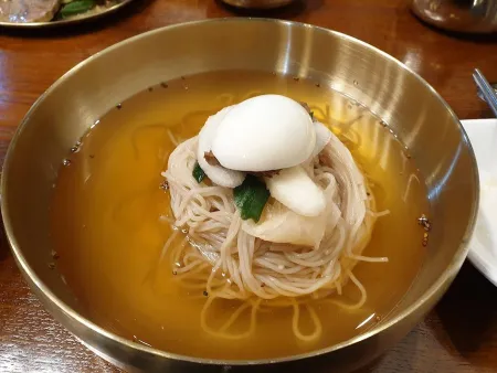 Dongmu Bapsang (Seocho)