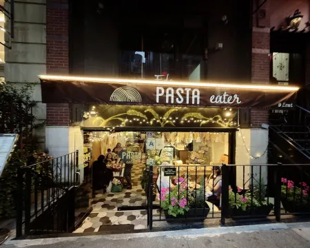 Pasta Eater