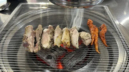 Kkadaroun Dakgalbi