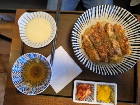 Yuki Katsu & Tendon Jungnang Branch
