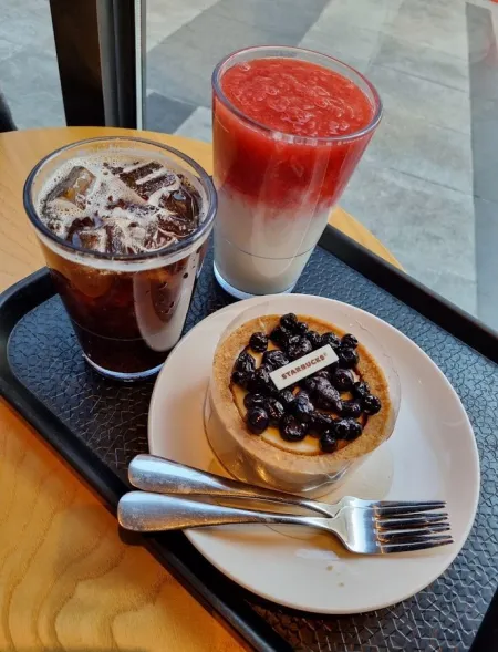 Starbucks Daegu 228 Jungang Park Branch