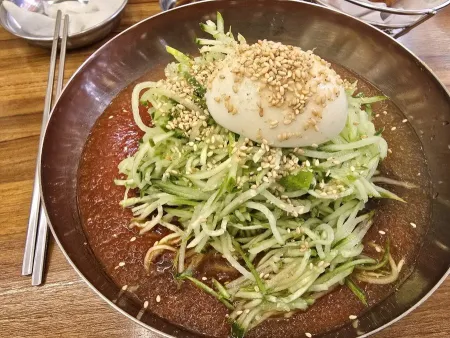 Ssamji Naengmyeon