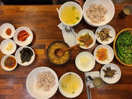 Doenjang Art & Liquor
