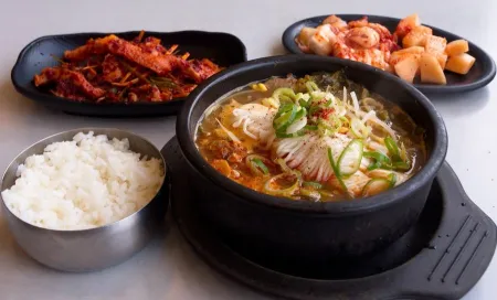 Cham Seolnongtang Songpa Jikyeong Branch