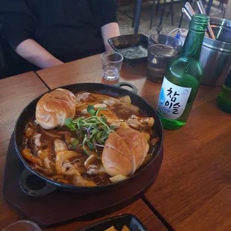 Yuseong Kalguksu