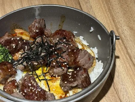 人从众厚切牛排(台北永康店)