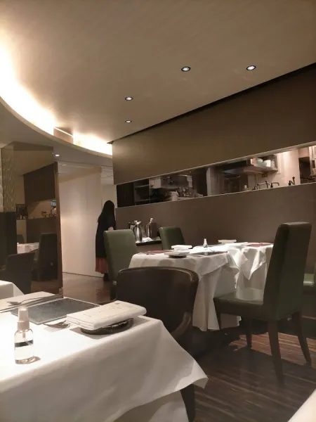 Cafe de la Paix