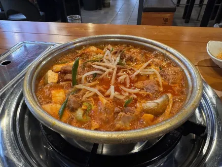 짚신매운갈비찜 신부점