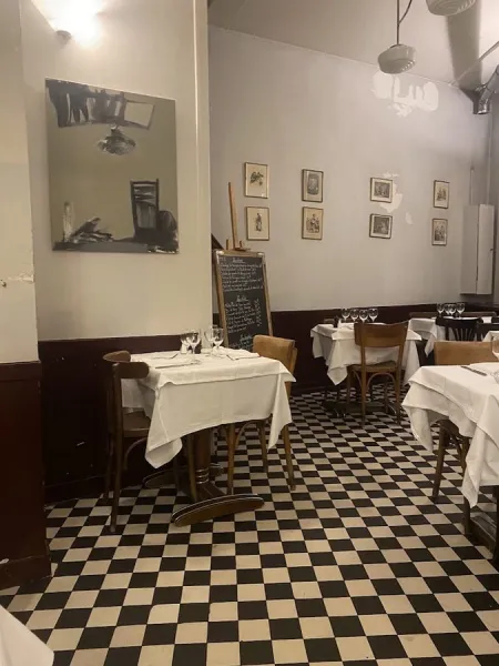 Chez Nenesse