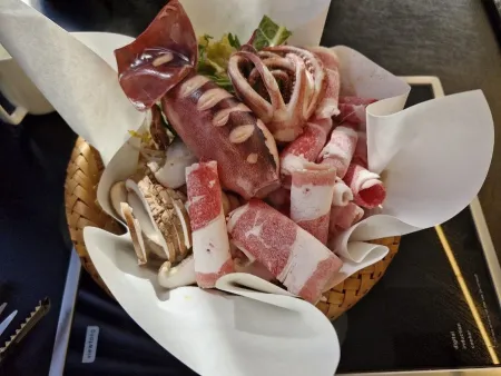 Sura Bistro